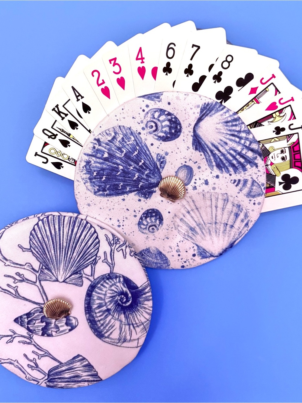 Set of 2 Helping Hands Card Holders For Card Players Shell Fabric
